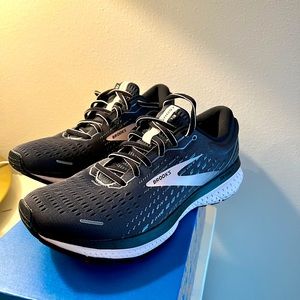 Brooks Ghost 13 womens running shoes